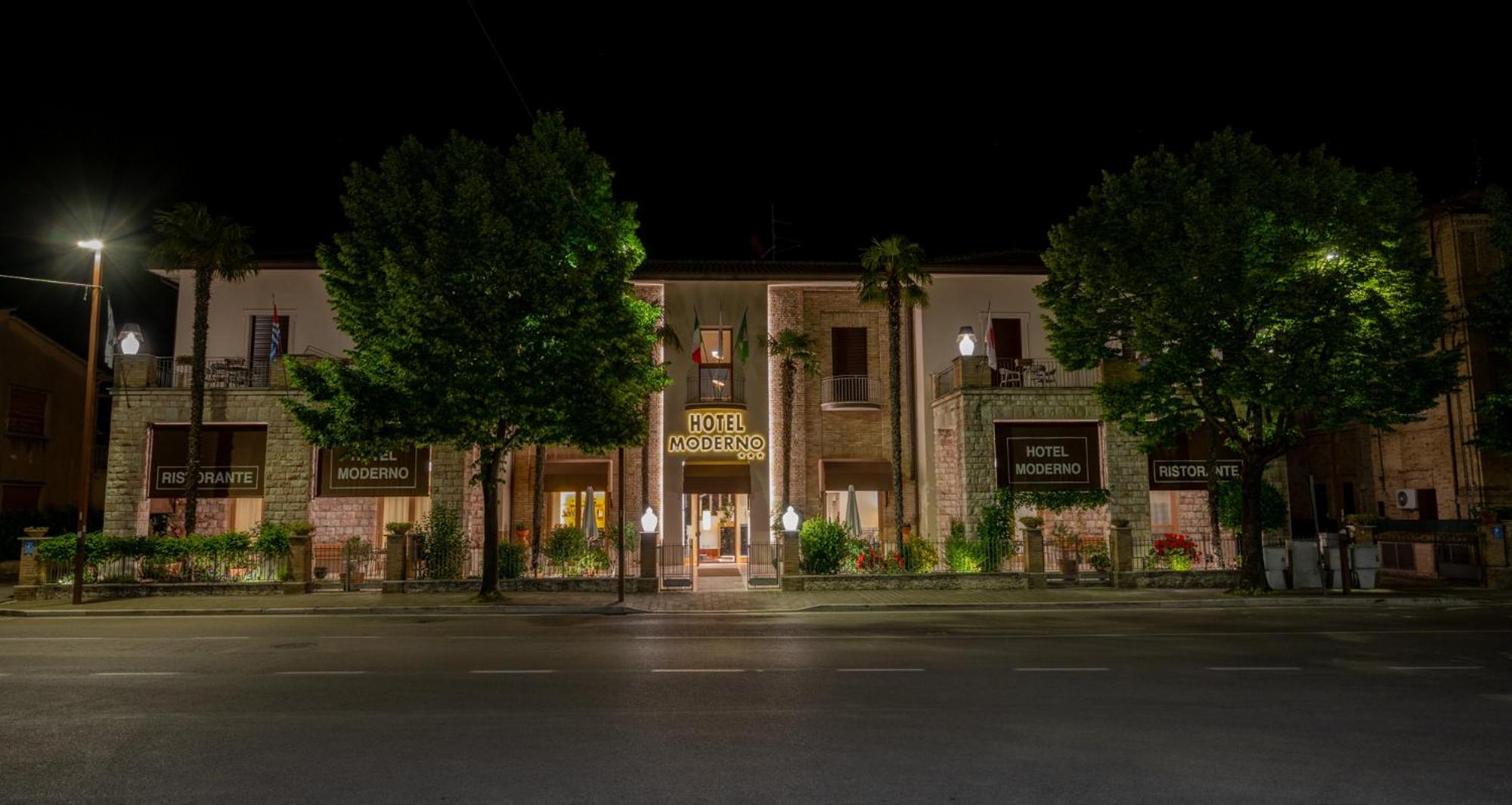 Hotel Moderno أسيسي المظهر الخارجي الصورة