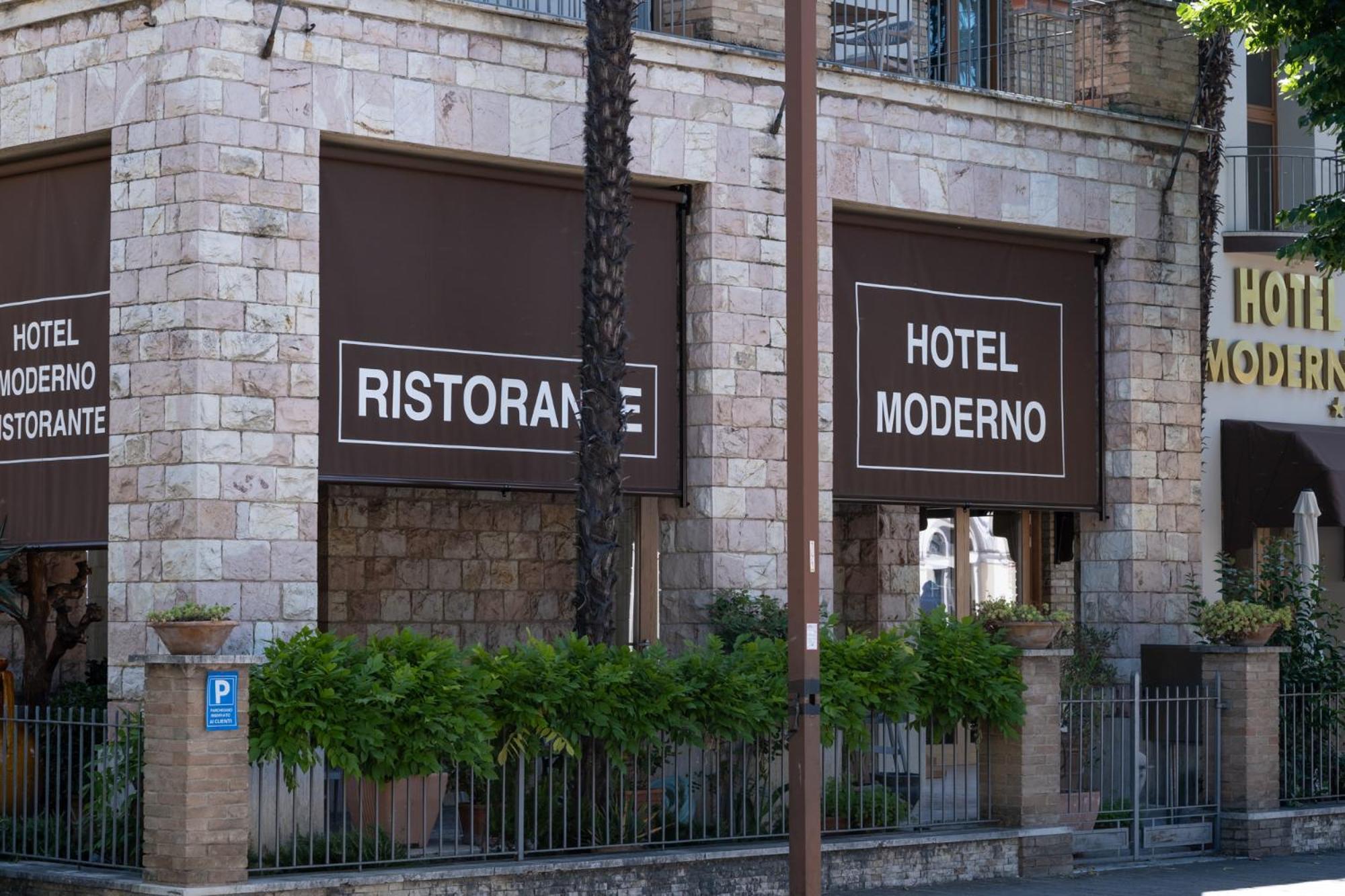 Hotel Moderno أسيسي المظهر الخارجي الصورة