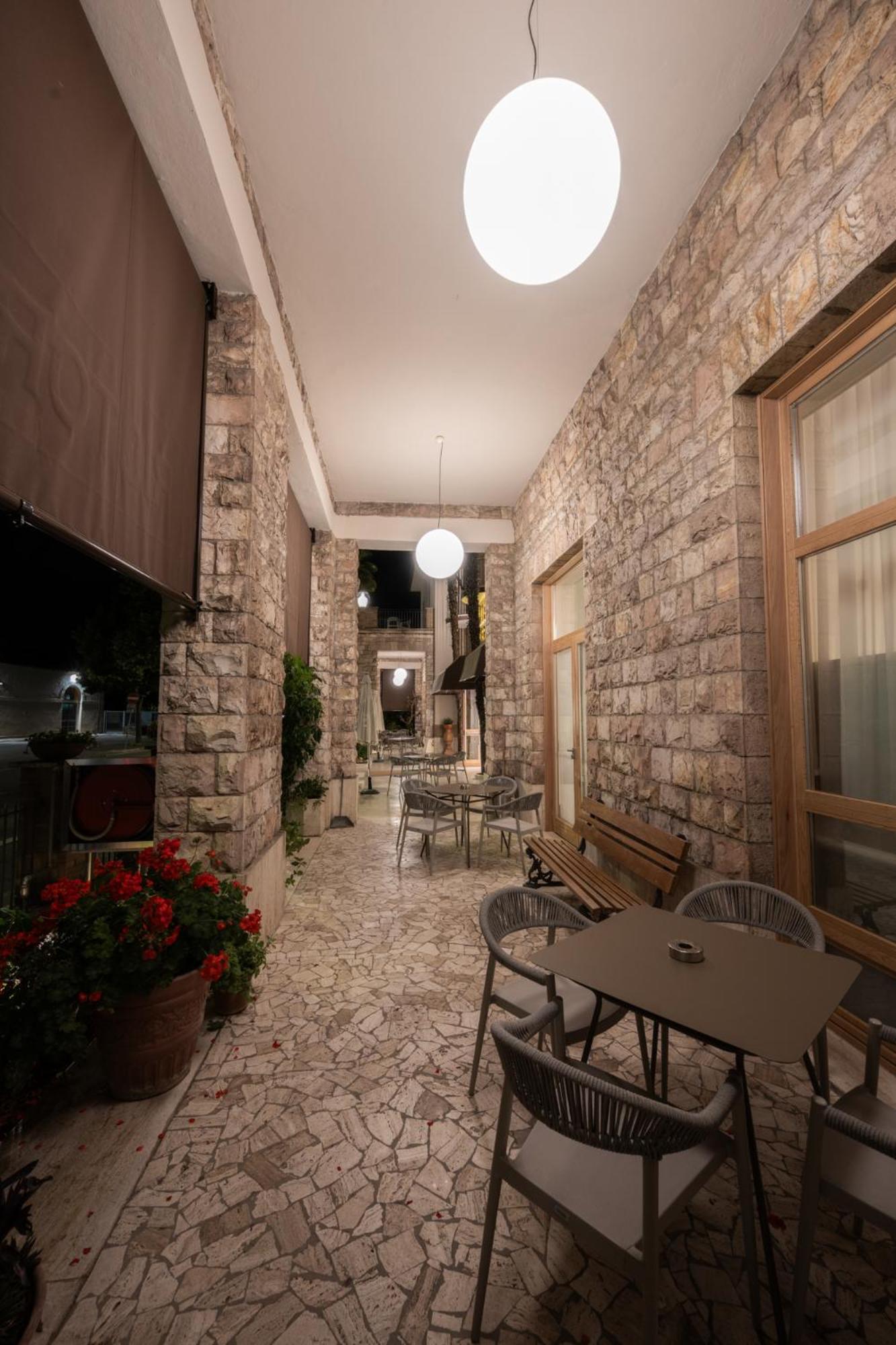 Hotel Moderno أسيسي المظهر الخارجي الصورة