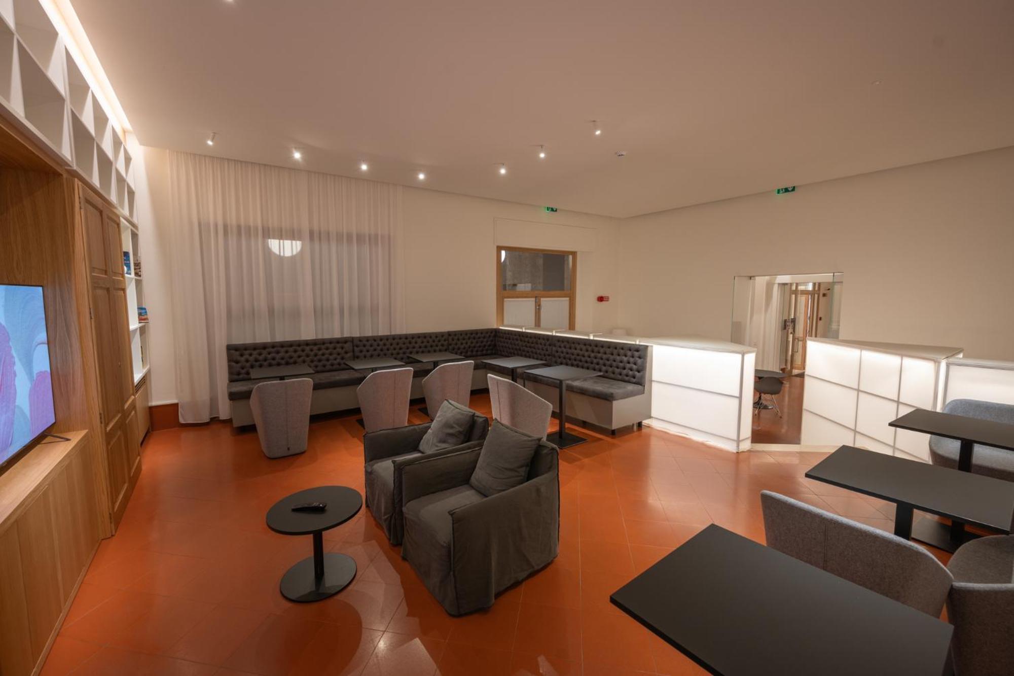 Hotel Moderno أسيسي المظهر الخارجي الصورة