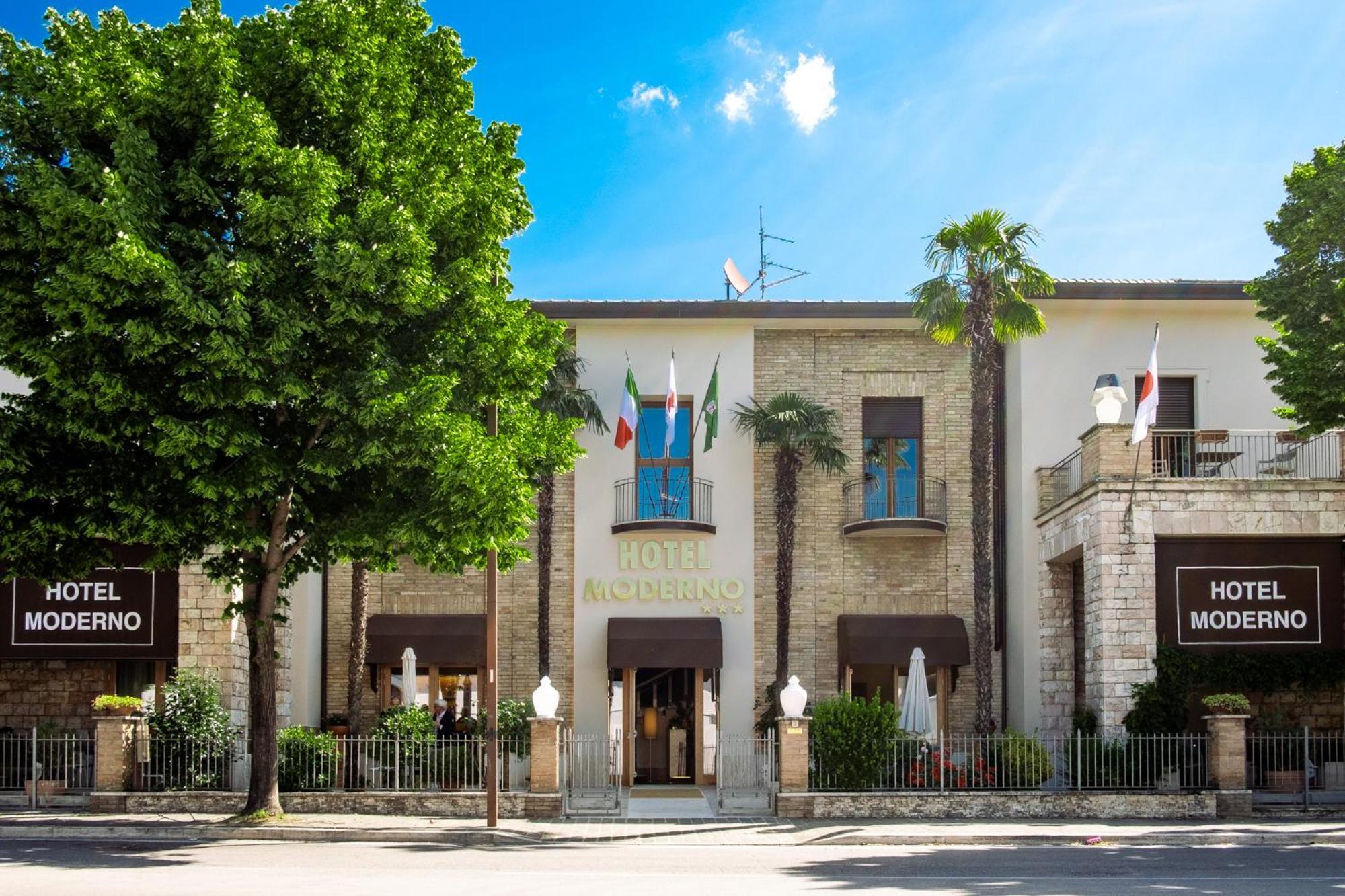 Hotel Moderno أسيسي المظهر الخارجي الصورة