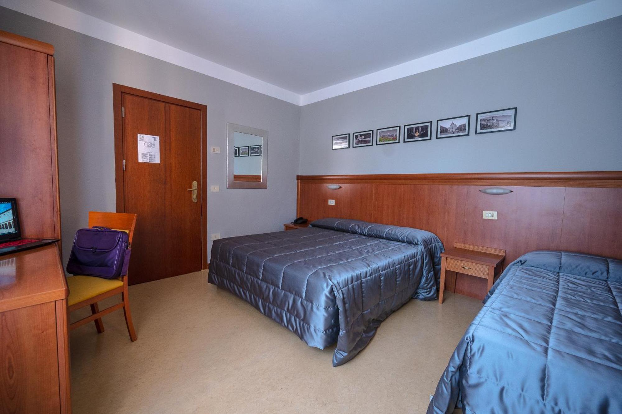Hotel Moderno أسيسي المظهر الخارجي الصورة
