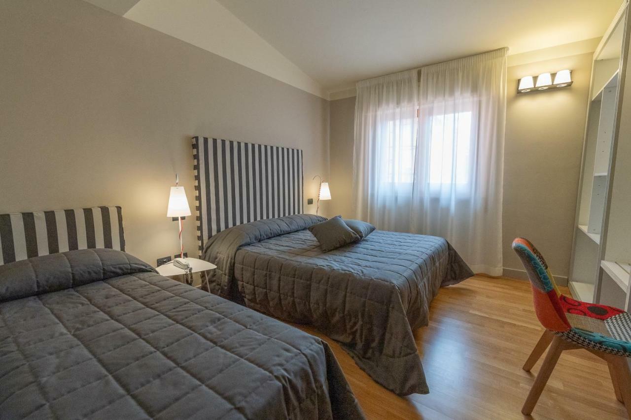 Hotel Moderno أسيسي المظهر الخارجي الصورة