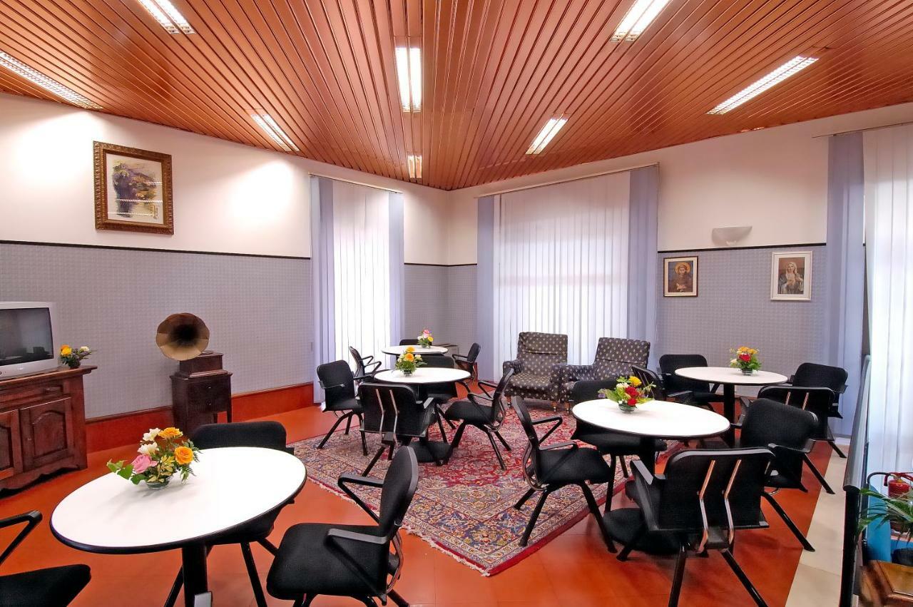 Hotel Moderno أسيسي المظهر الخارجي الصورة